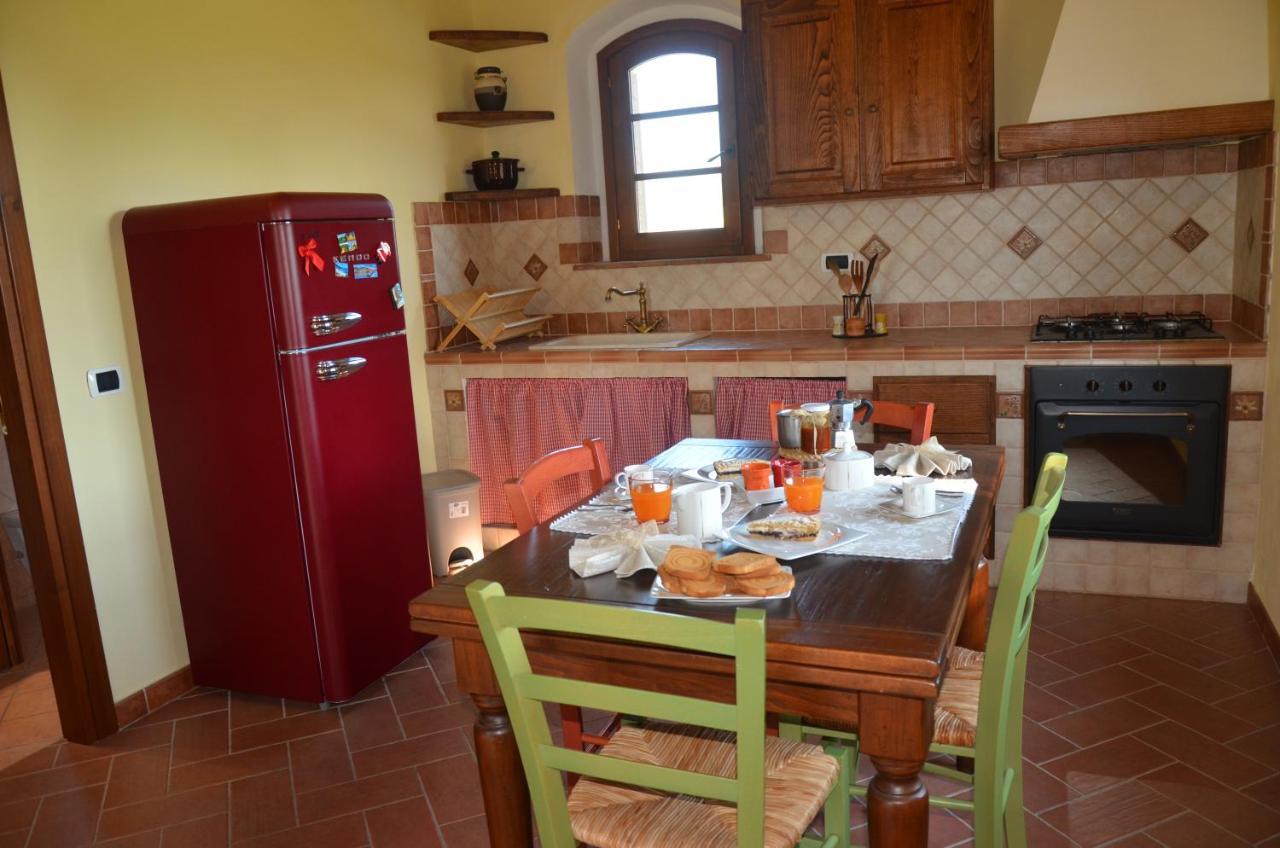 Agriturismo L'Impero サンタ・ルーチェ エクステリア 写真