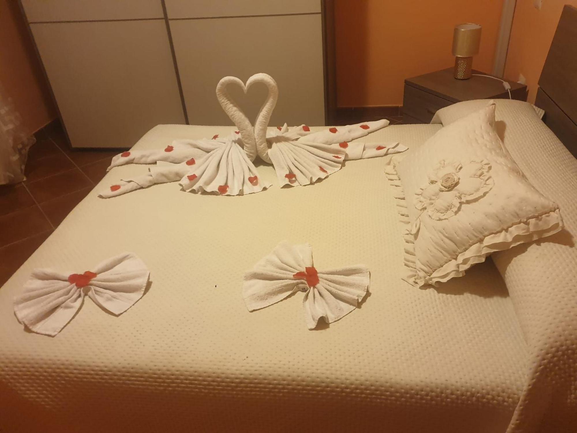 Agriturismo L'Impero サンタ・ルーチェ エクステリア 写真